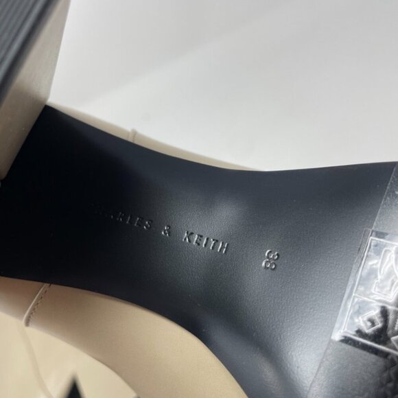 Charles & Keith Evie Knitted-Sock Ankle Boots Taupe Beige Size 8 - Picture 13 of 15